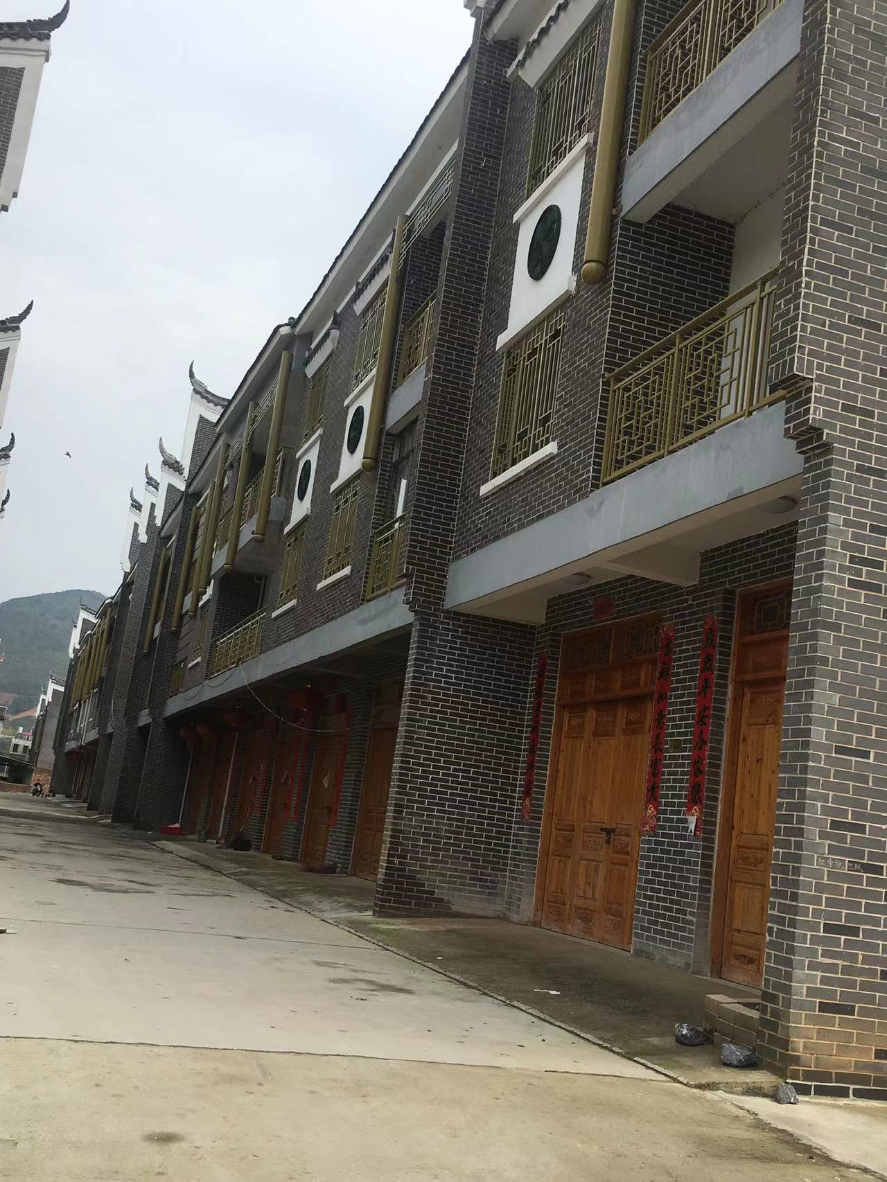 長沙正云金屬制品有限公司,長沙自動創(chuàng)新型鋅鋼護(hù)欄生產(chǎn)