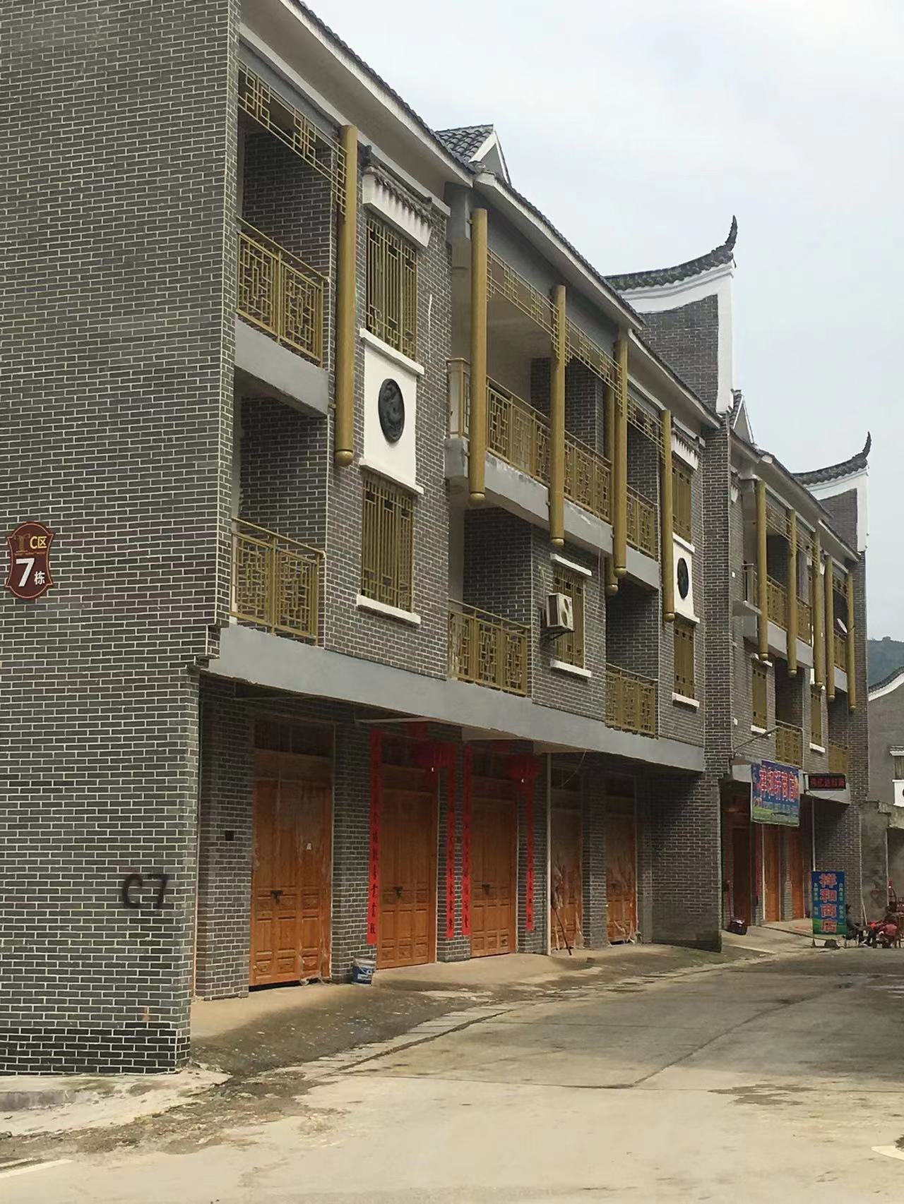 長沙正云金屬制品有限公司,長沙自動創(chuàng)新型鋅鋼護(hù)欄生產(chǎn)